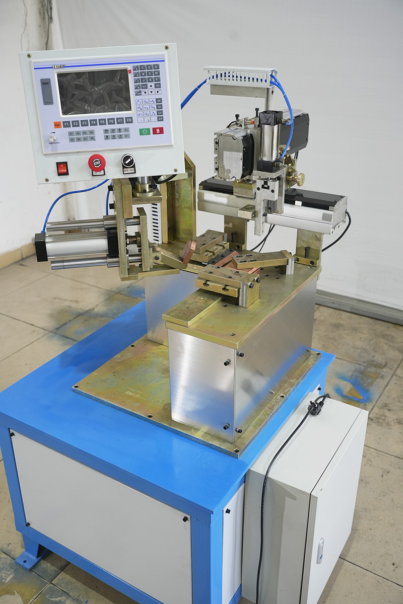 Corner Filling Machine